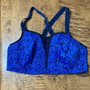 Maidenform 38D sports bra